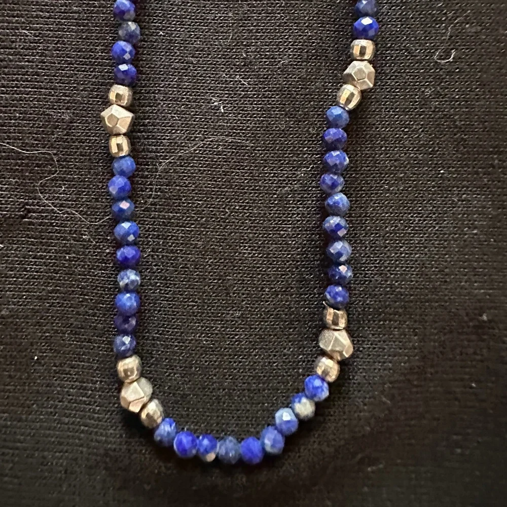 Kendra Scott Blue and Silver Beaded Necklace - Picture 1 of 2